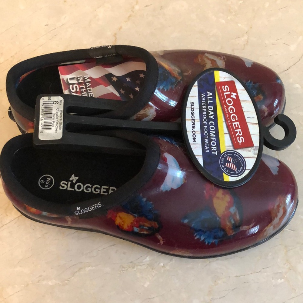 NWT Sloggers Slip On Clog Chicken Lady SZ 6 but runs closer to 5.5
